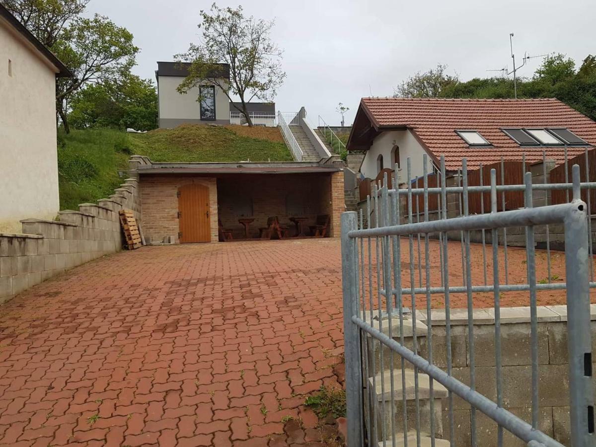 Penzion U Karla Němčičky Exteriör bild